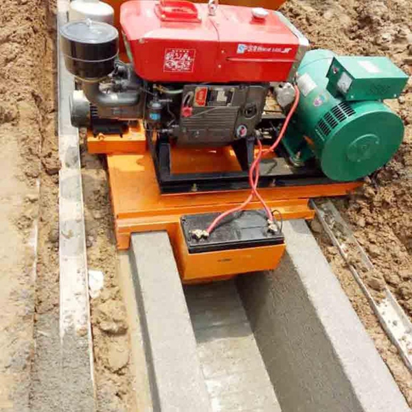 溝渠現澆成型機,全自動水渠成型機